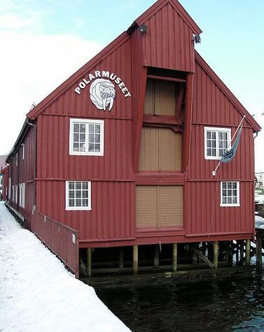 El Museo Polar de Tromso, ubicado en un antiguo almacén de la ciudad museo polar tromso