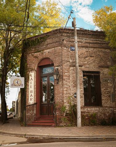 Cafe bar La Vieja Sordería, en San Antonio de Areco. Foto: Inés Golbert. Foto: Inés Golber.