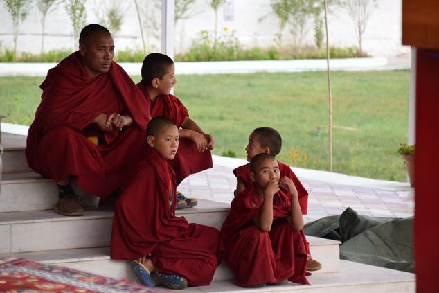 viaje lujo remoto a Ladakh India monasterio de drepung