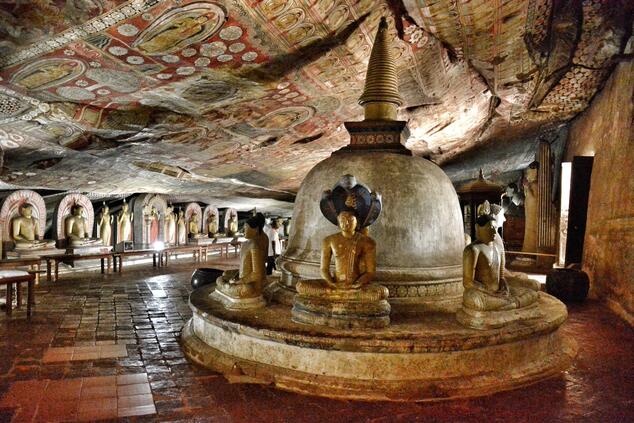 viaje lujo isla sri lanka espiritualidad historia templo dambulla buda