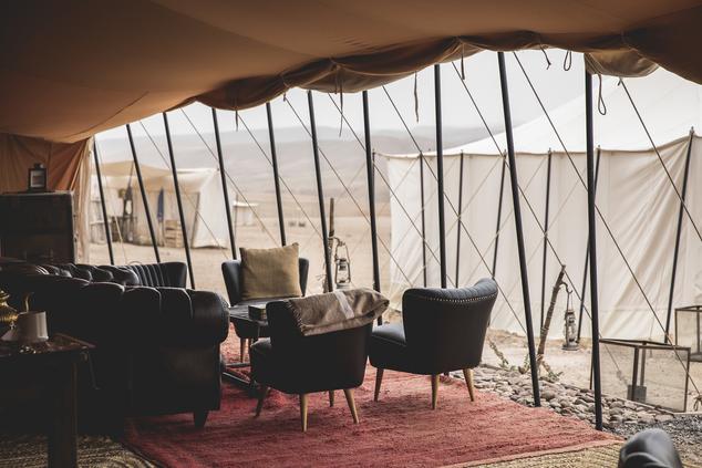 viaje lujo Marruecos campamento desierto Agafay
