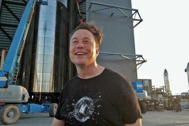 Elon Musk está construyendo también el cohete más grande de la historia Elon Musk viaje al espacio