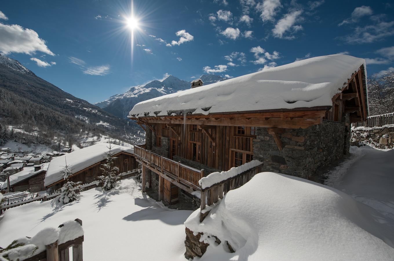 Chalet Pelerin, en el pueblo alpino de Le Miroir experiencia lujo esquí Chalet Pelerin alpes franceses