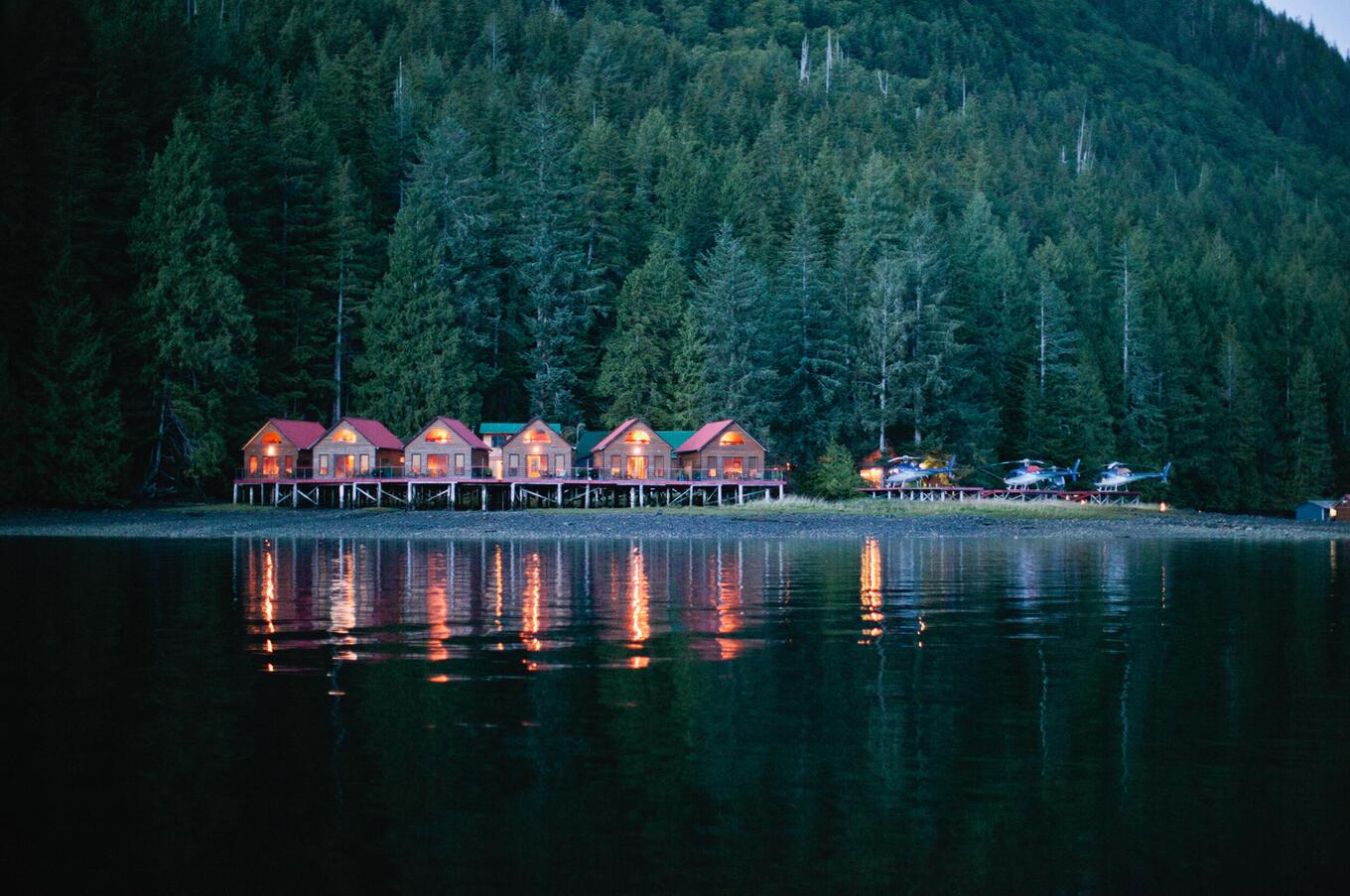 viaje lujo remoto naturaleza Clayoquot Canadá