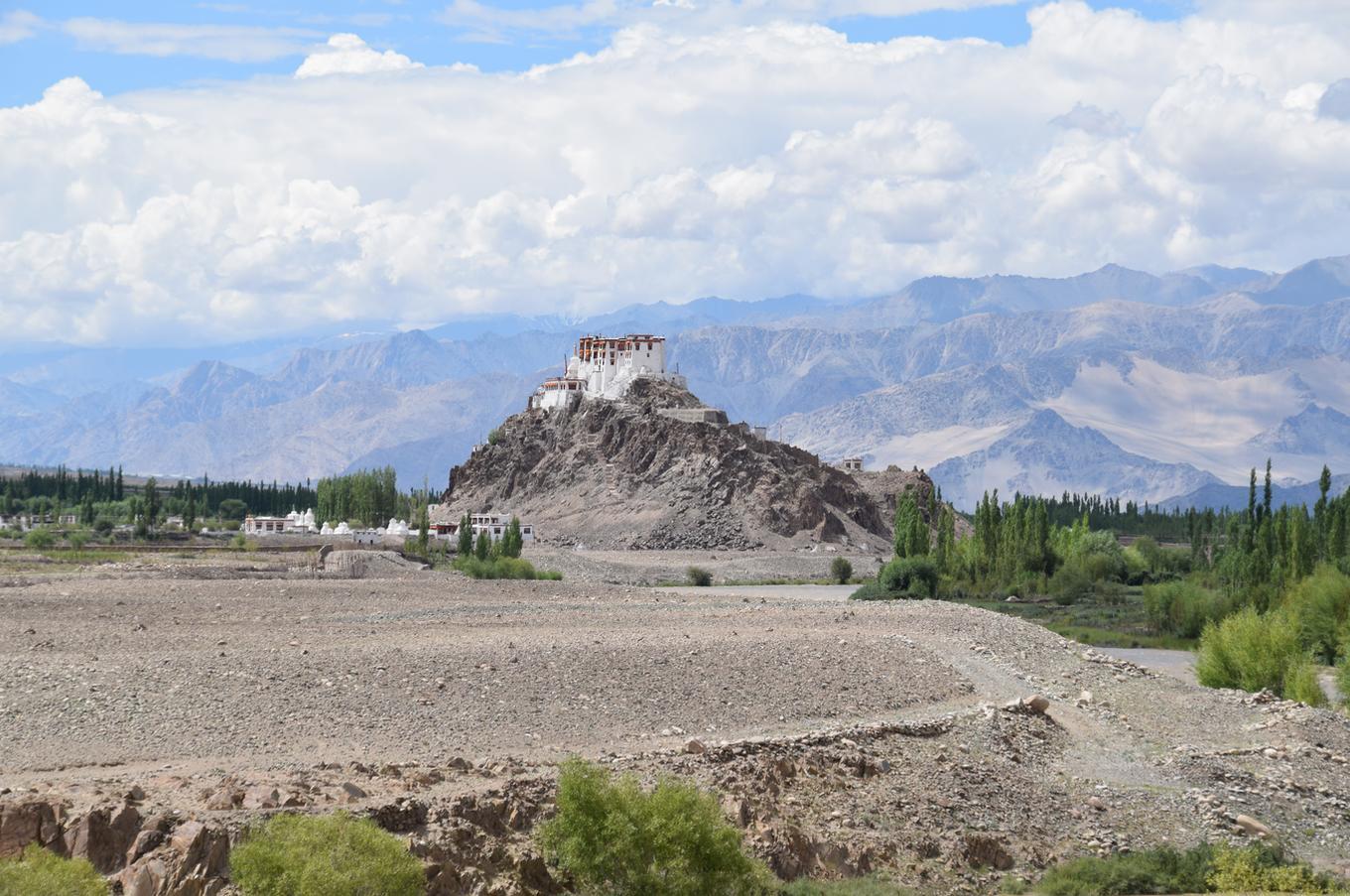 El monasterio de Stakna fue fundado a finales del s.XVI viaje lujo remoto a Ladakh India monasterio de stakna