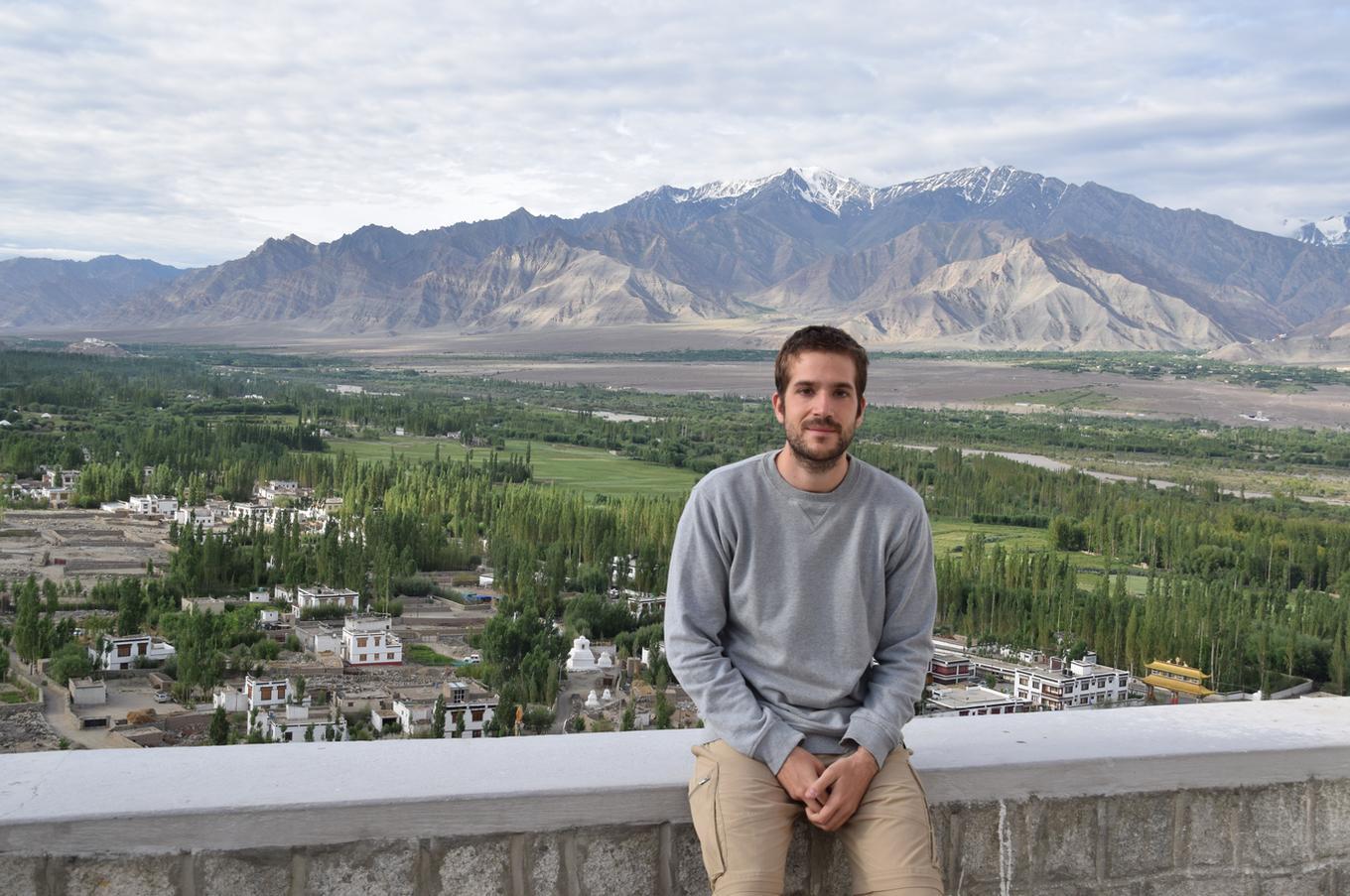 Daniel Collado, senior travel designer de Elefant Travel, durante su viaje a Ladakh viaje lujo remoto Ladakh India