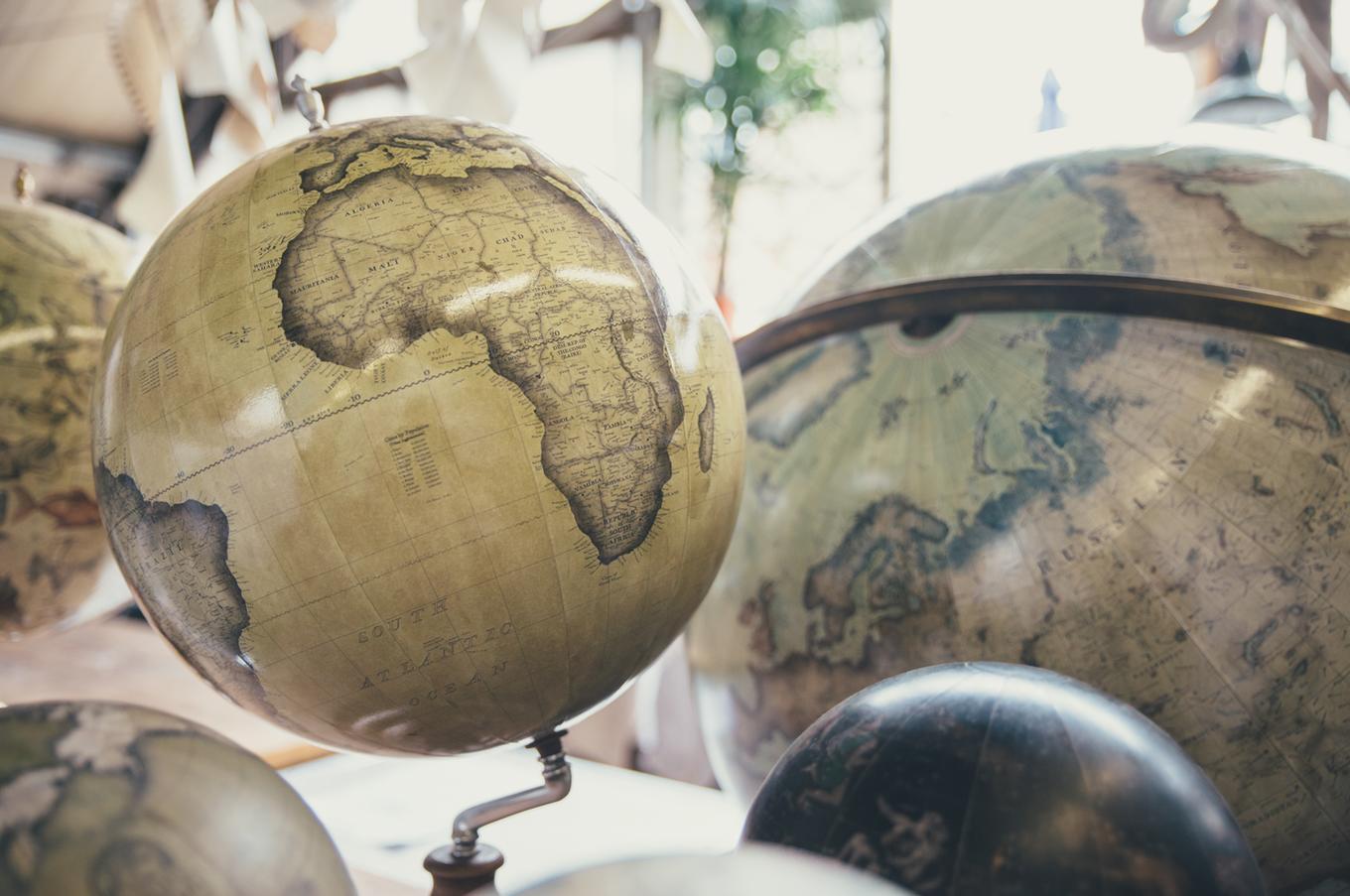 En Bellerby&Co Globemakers fabrican bajo pedido globos terráqueos de forma artesanal y personalizada. Foto: Gareth Pon artesanía lujo bellerby globemakers londres