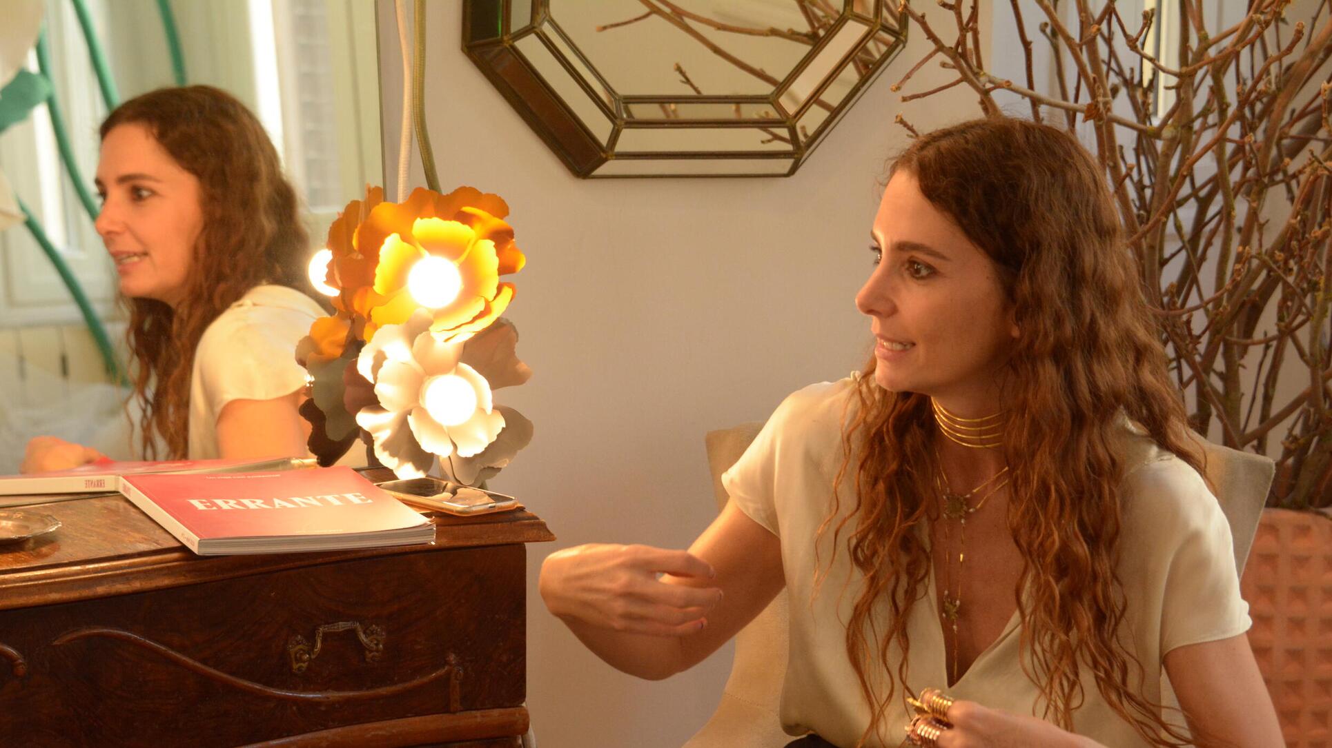 suma cruz en su taller de Madrid